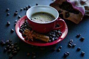 睡眠不足がジャンクフードへの食欲を増やす理由とは？