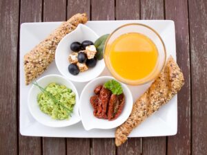 ダイエット中に食べてはいけない食品は何？